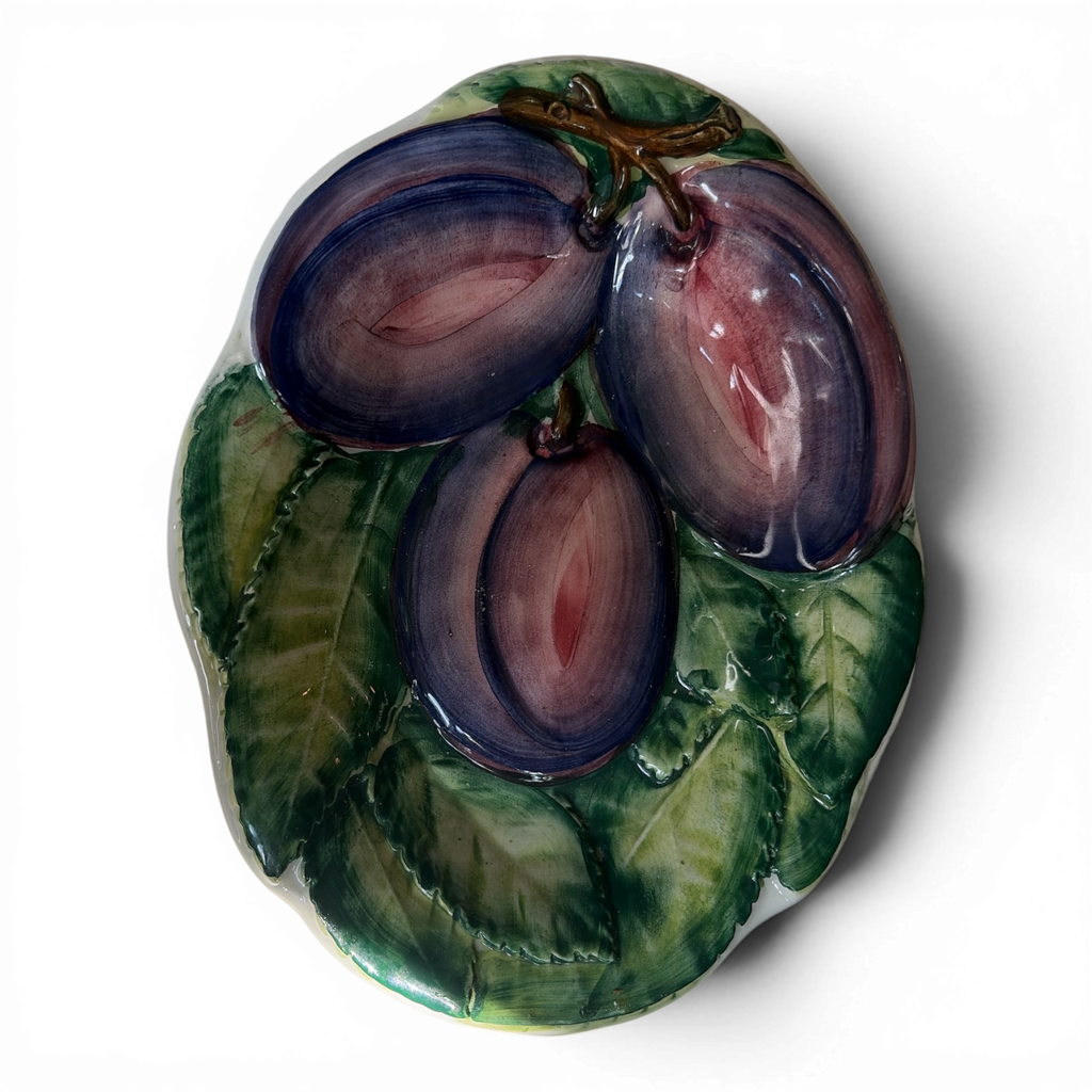 Vintage Italian Majolica Plum Small Dish | Hand-Painted Trompe l’Oeil Fruit Plate, Made in Italy