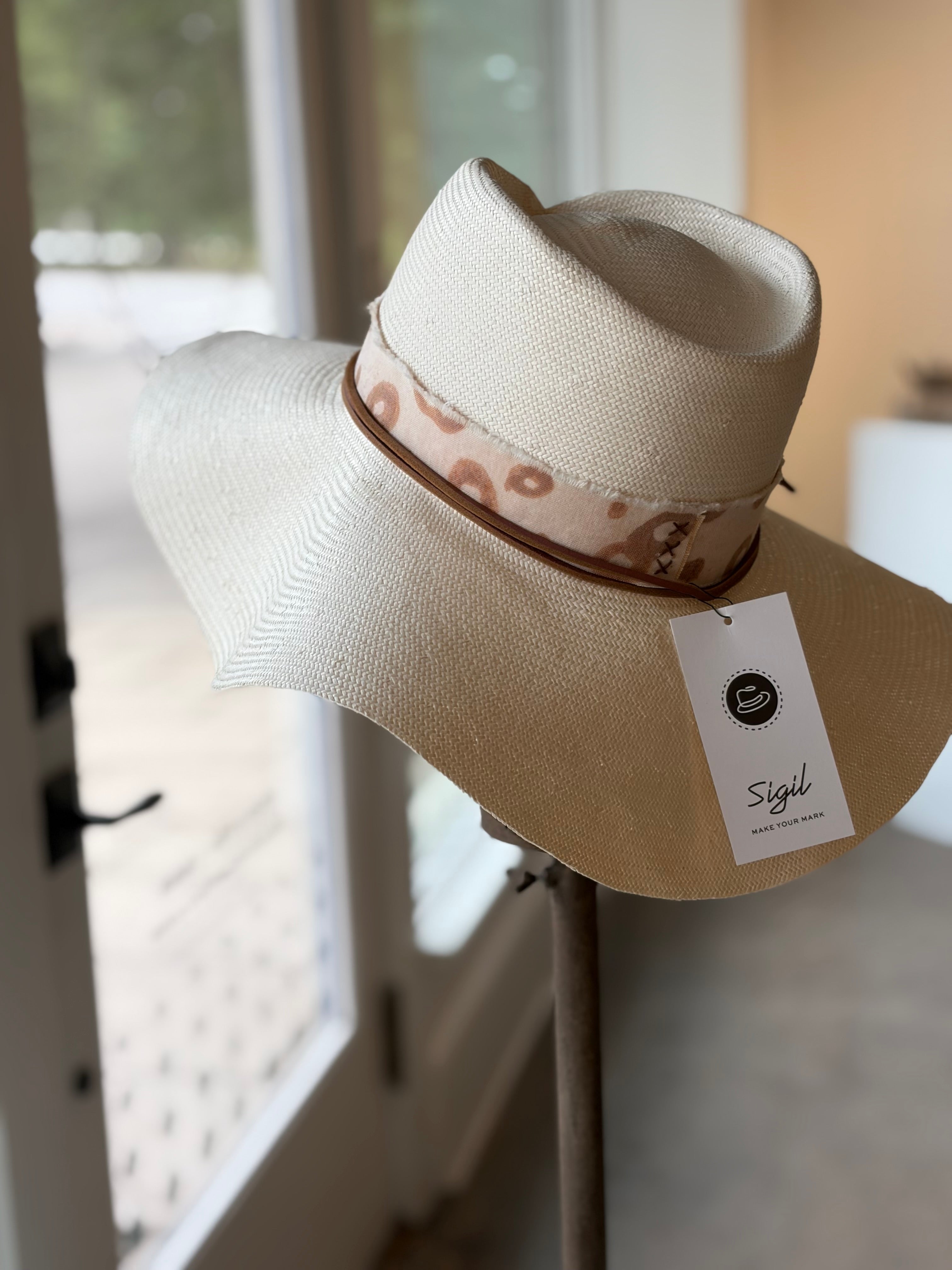 The Savannah Straw Hat