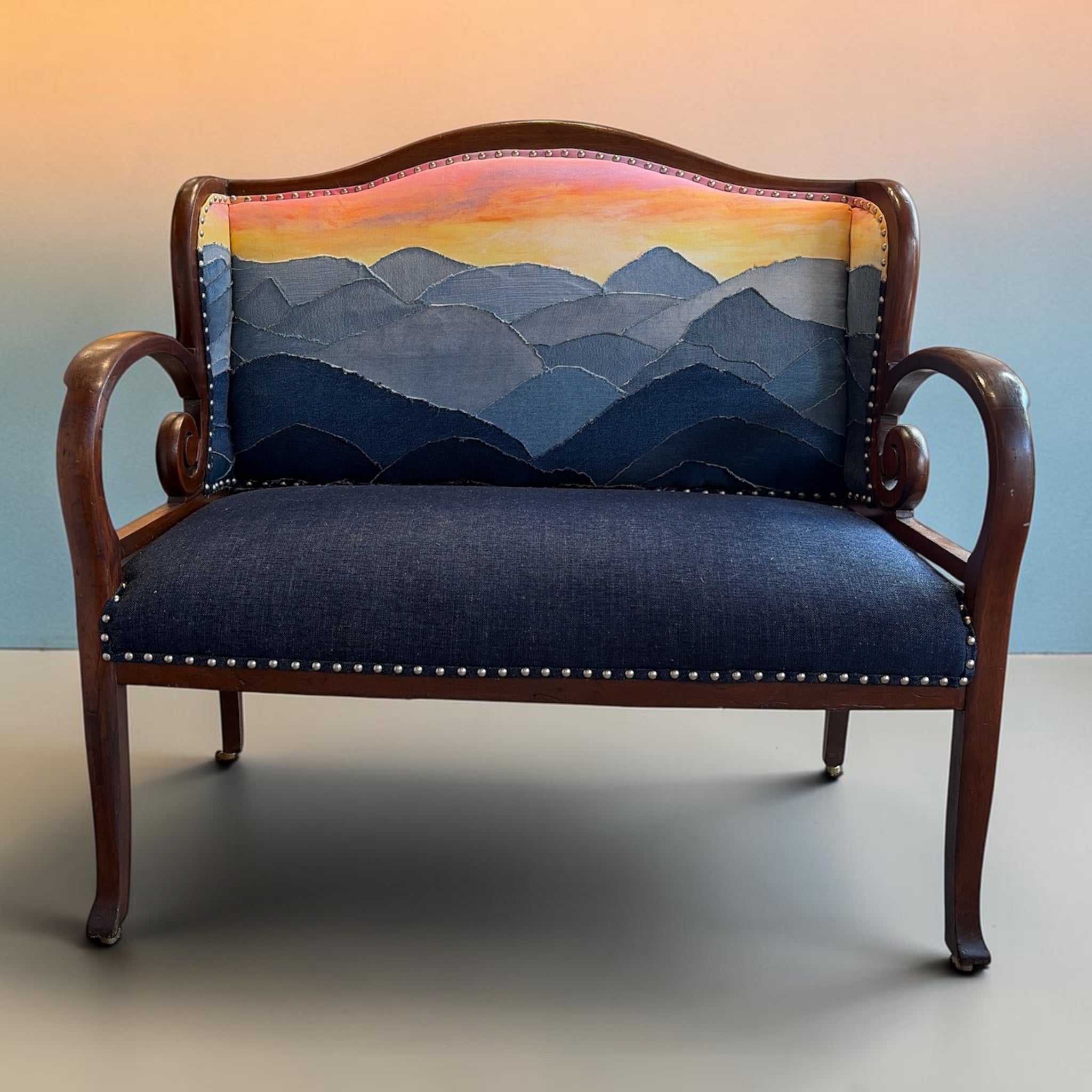 BLUE RIDGE SUNSET Settee