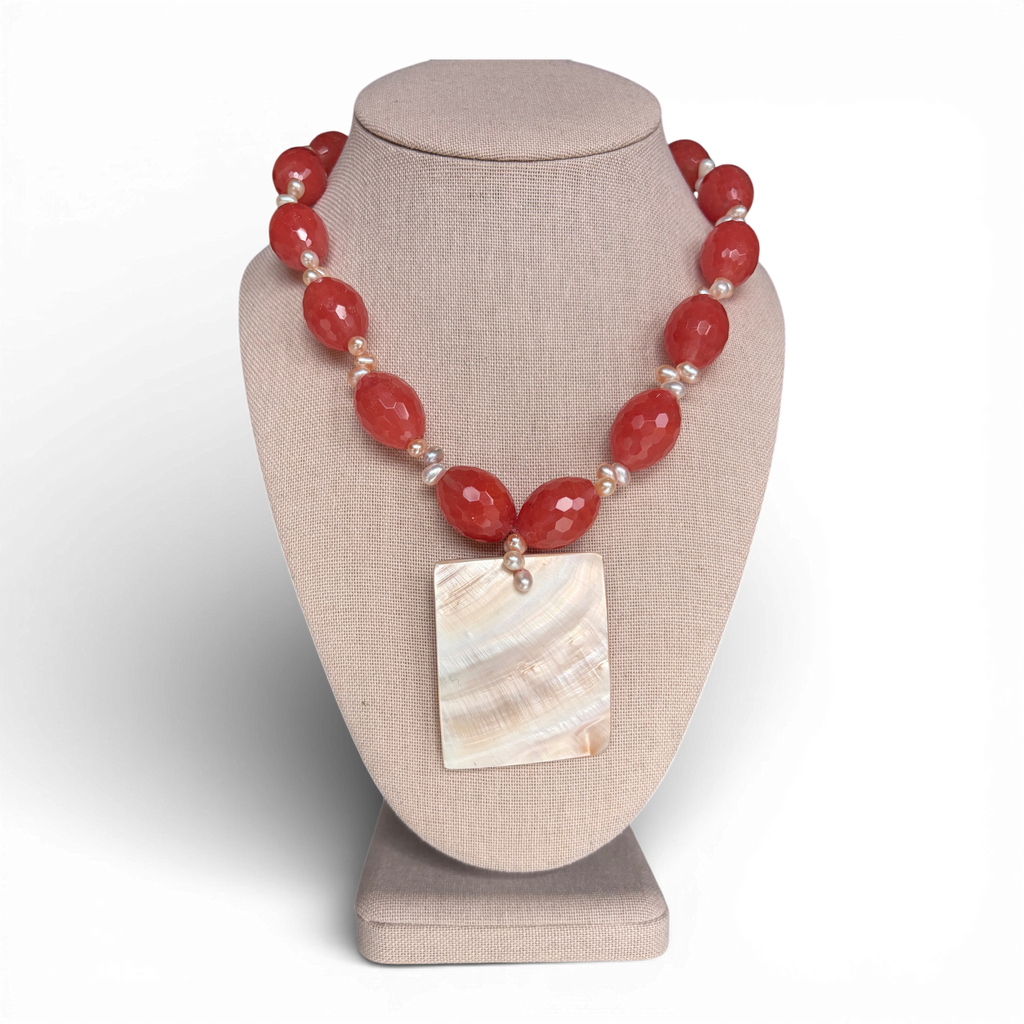 Vintage Mother of Pearl & Carnelian Necklace